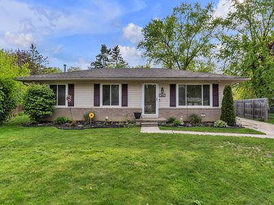 386 Charterhouse Ct