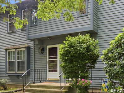 1 Abbott Road #207