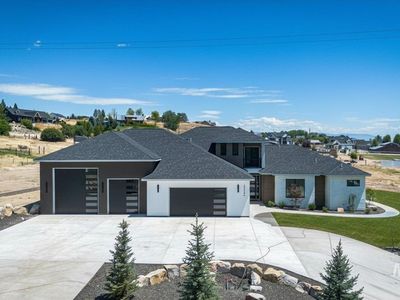 23904 Southview Ln