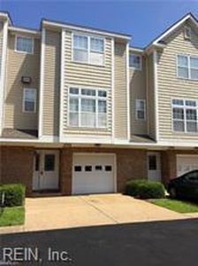 4748 Beach Bay Ct