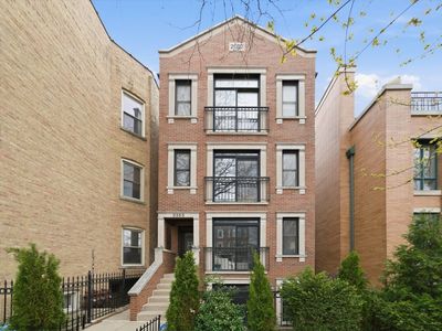 3353 N Seminary Ave APT 2