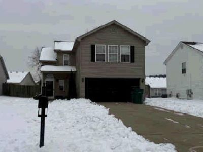11207 Woodridge Lake Way