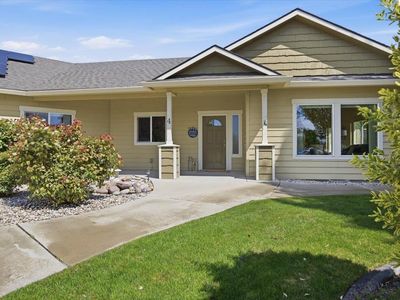 4 Daffodil Ct
