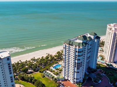 8171 Bay Colony DR #403