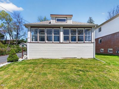 55 Pleasantview Avenue