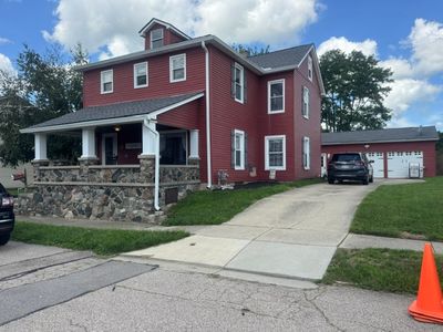113 Main St