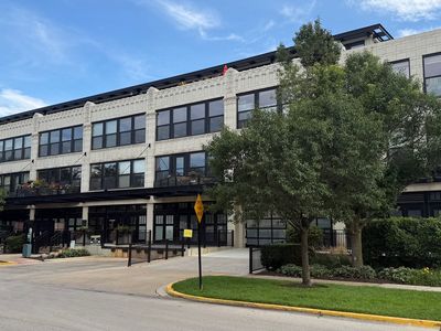 1151 W 14th Pl Unit 106