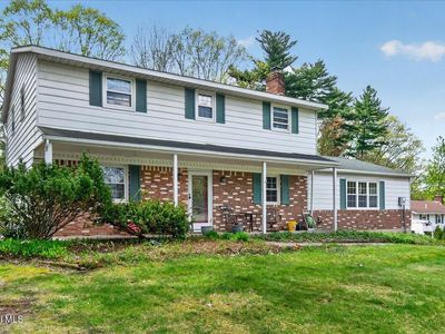Property at 29 Hills Road, Ballston lake, NY