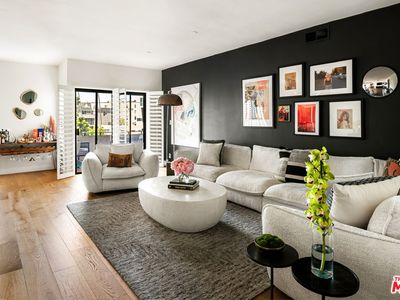 651 Wilcox Ave Unit 3C