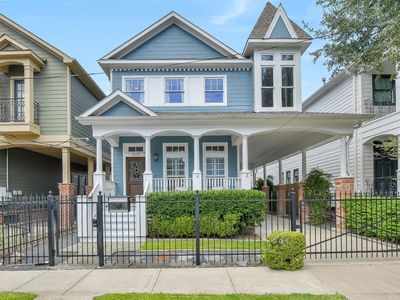 1533 Blair St