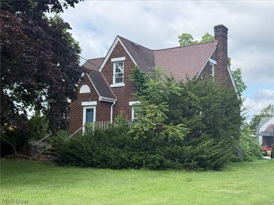 800 Tenney Ave