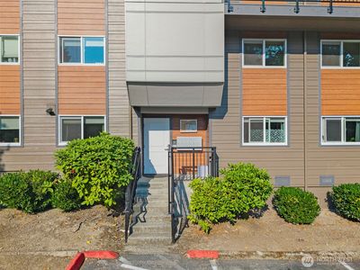 210 SW Clark Street #A202