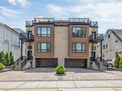34 Lafayette Ave #34