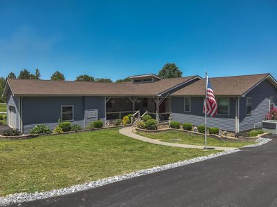 360 Halbrook Ln
