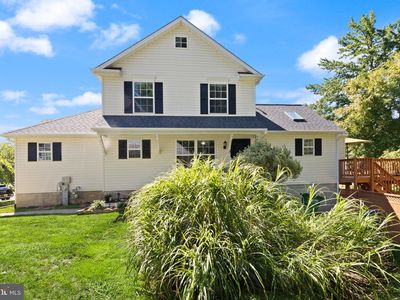 317 Woodland Green Ct