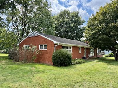 305 McArthur Cir