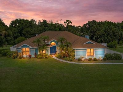 1127 SW Catalina Street