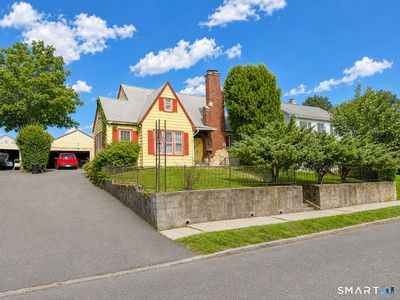 91 Garfield Avenue
