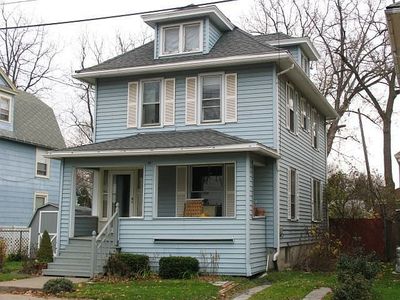 151 Seminary Ave