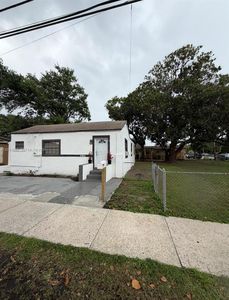 4303 NW 13th Ave