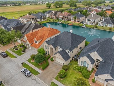 14406 Dunrobin Way