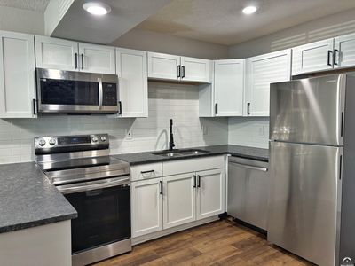 1502 W 25th Ct APT D3