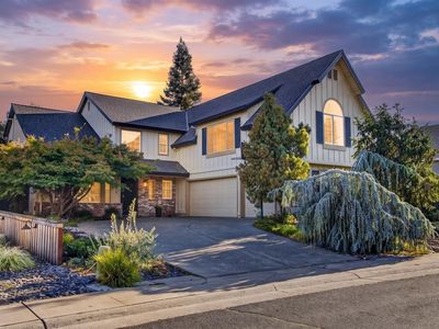 1415 Valley Glen Dr