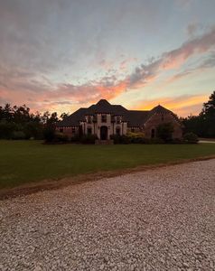 182 Chickasaw Trl