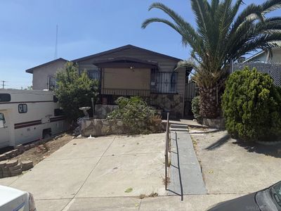 3243 Logan Ave
