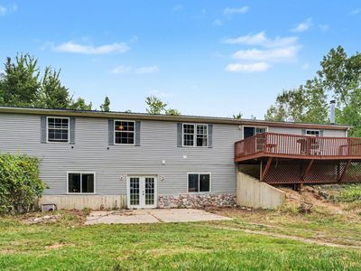 1863 Crystal Ln