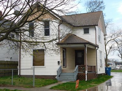 930 Cottage Ave