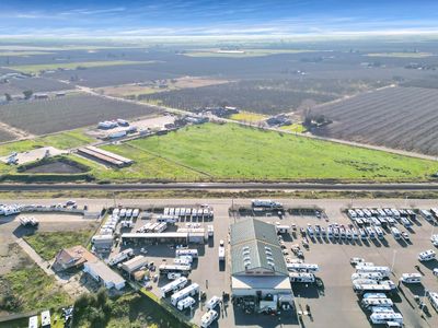 6816 N Washington Rd