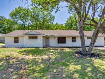 1614 Dakota Dr