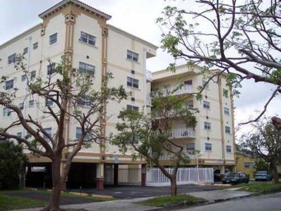 2008 Jackson St APT D9