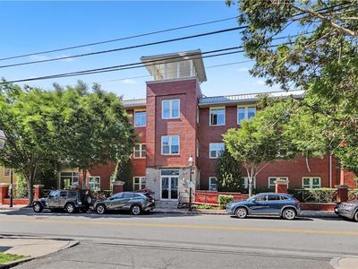 341 Thames St Unit 101