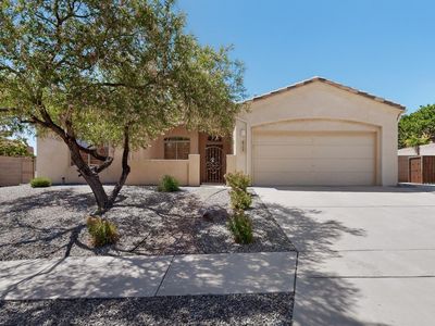 8700 Desert Rain Rd NW