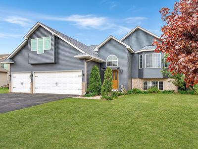 898 Harrison Dr