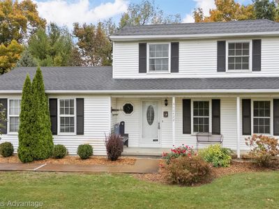 60422 Lamplighter Dr