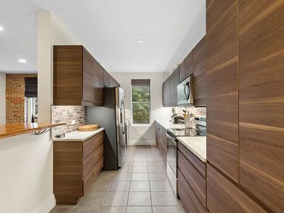 811 Walton Ave APT D15