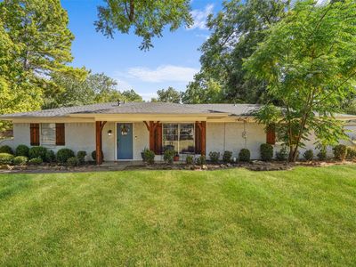 Property at 300 E Pecan St, Aubrey, TX