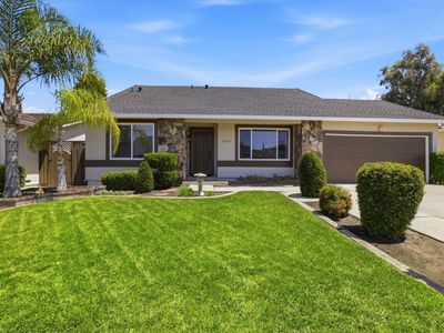 4790 Calle De Lucia