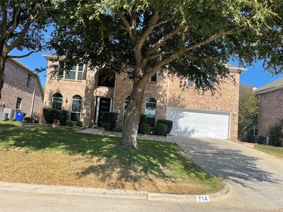 714 Crockett Dr