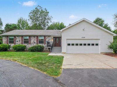 2240 Hidden Lake Trl