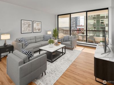 2201 3rd Avenue #803
