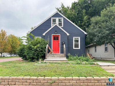 1024 W 17th St