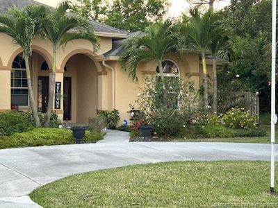 1456 SW Del Rio Blvd