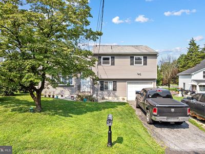 2300 S Filbert St