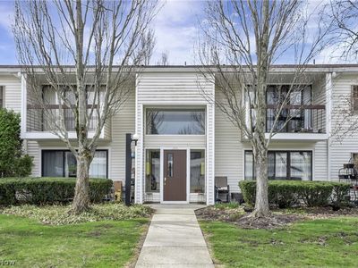 Property at 2955 N Bay Dr APT H4, Westlake, OH