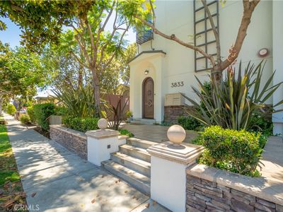 3833 Huron Ave APT 1