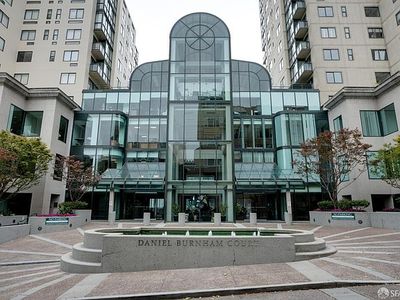 1 Daniel Burnham Ct APT 412